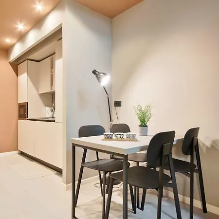 Apartment Center Quadrilatero