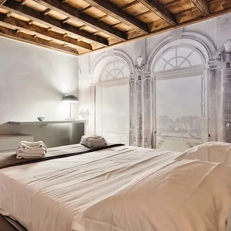 Guesthost - Center Quadrilatero * Torino