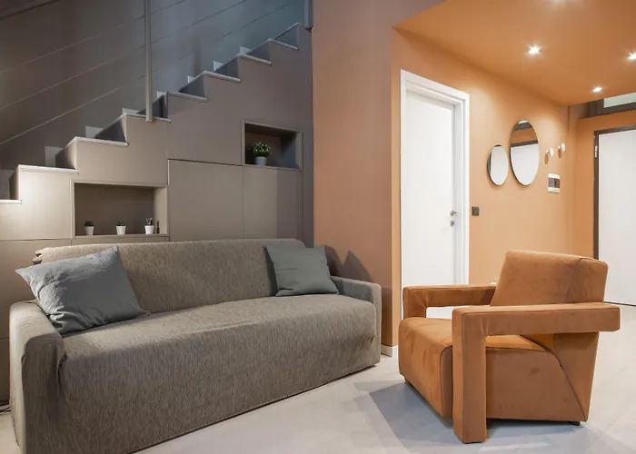 Guesthost - Center Quadrilatero Apartman *
